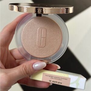 Clinique Highlighter in Starlit Glow